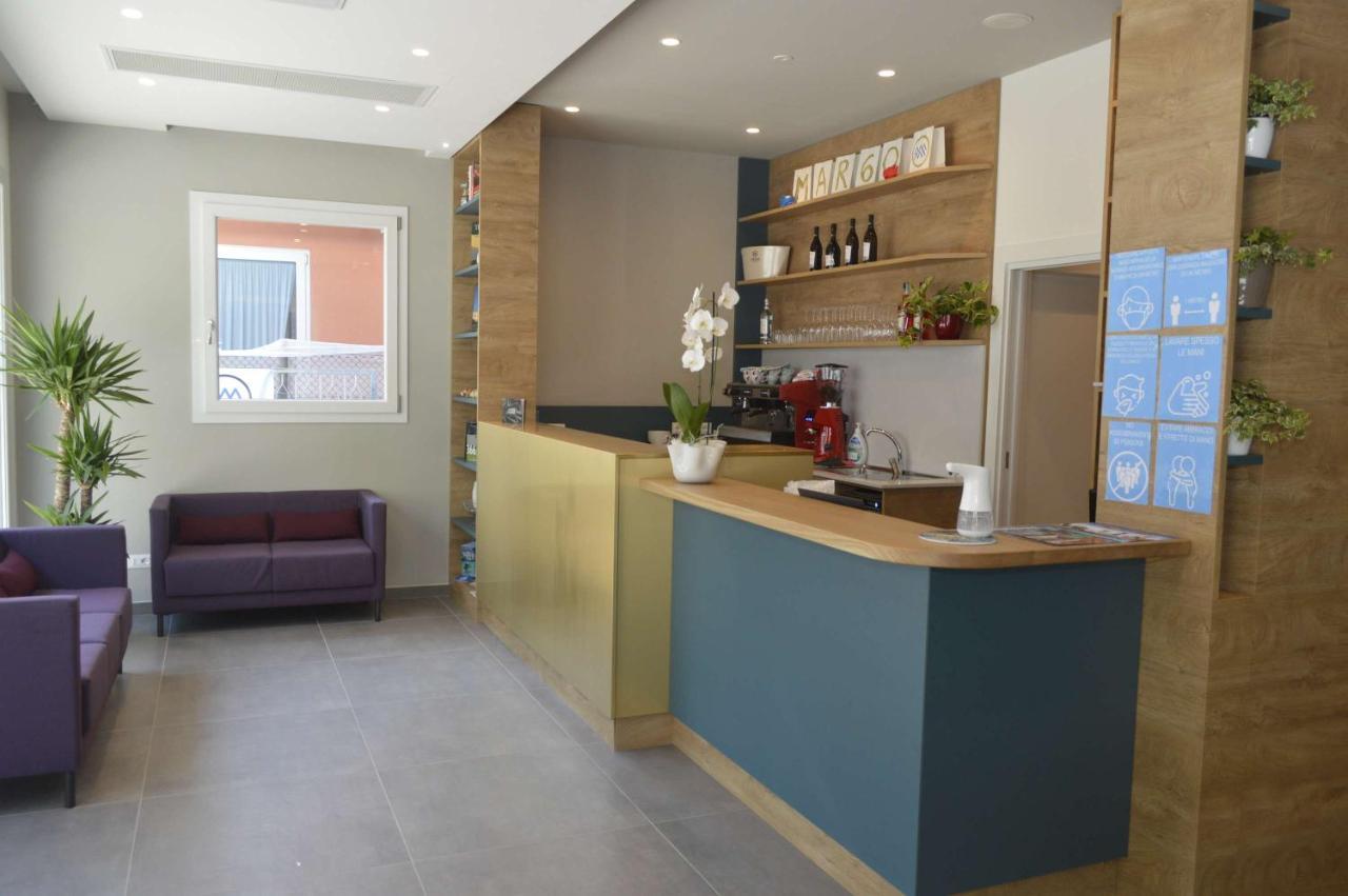 Mar60 Apartments Caorle Esterno foto