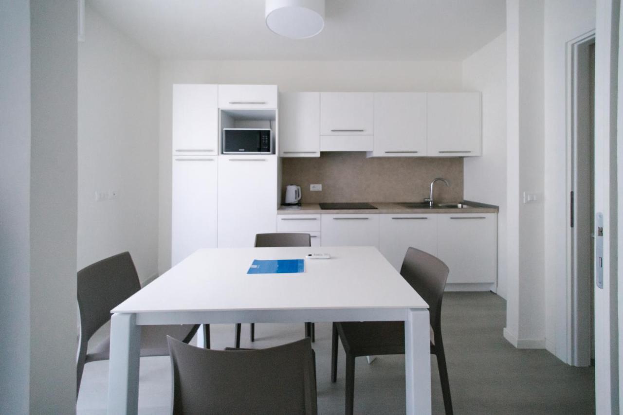 Mar60 Apartments Caorle Esterno foto