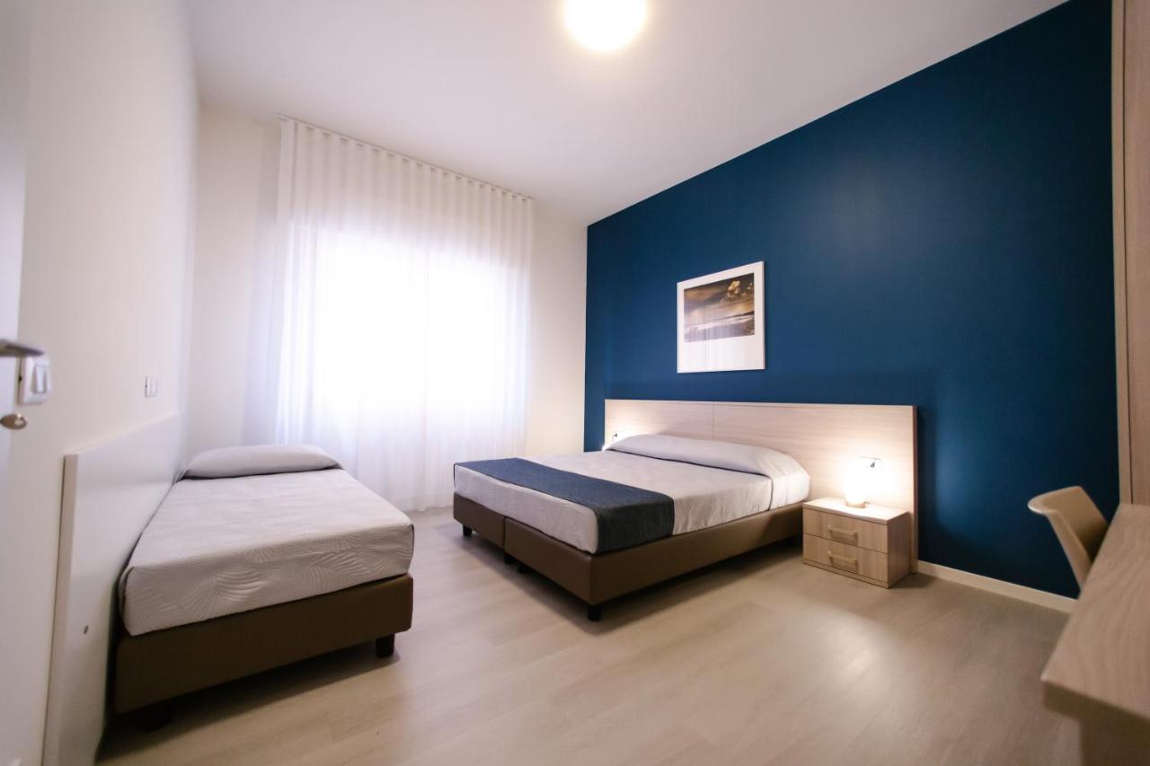 Mar60 Apartments Caorle Esterno foto