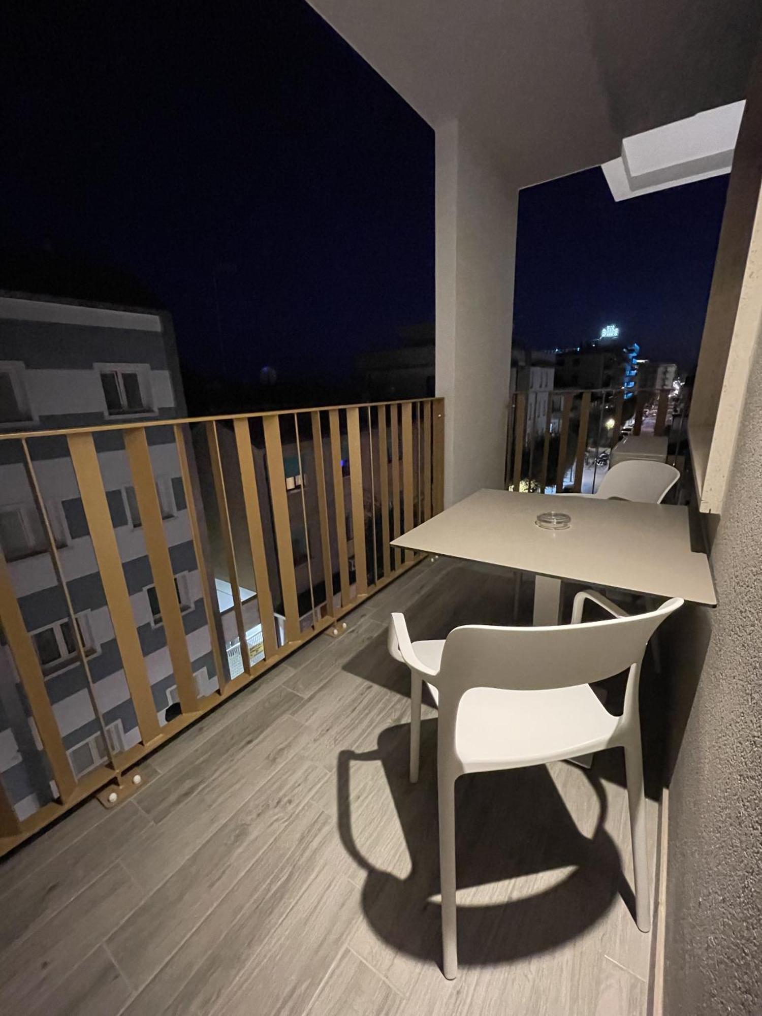 Mar60 Apartments Caorle Esterno foto